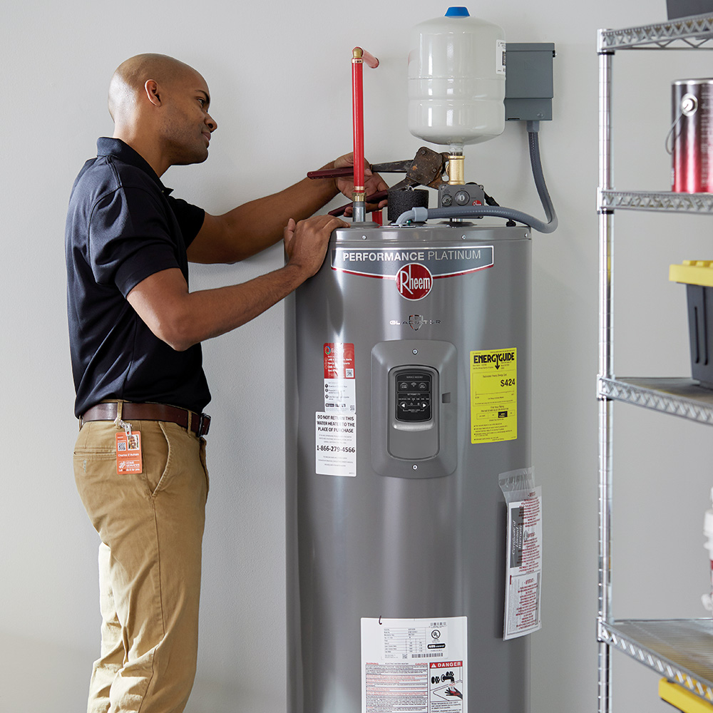 how-to-choose-a-water-heater-service-provider-2023-hero